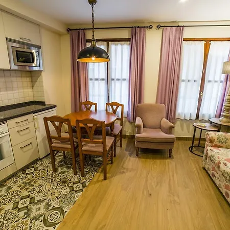 Fuentes Apartman *